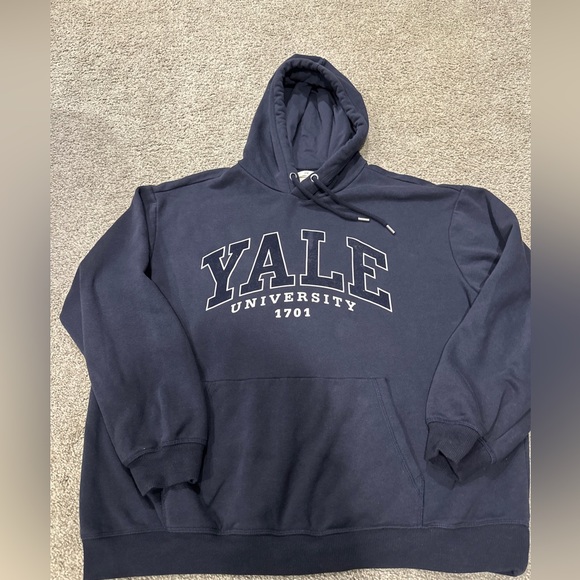H&M Shirts Hm Yale University Pullover Hoodie Hooded Sweatshirt